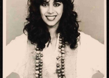 Ofra Haza on Rumpelstiltskin (Uz Li Gutz Li), 12.1985