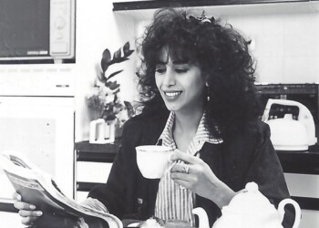 Ofra Haza at breakfast,1986