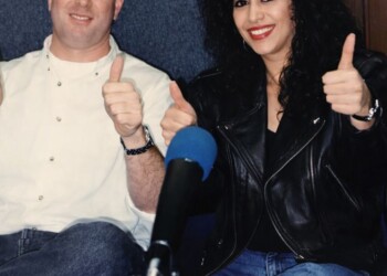 עפרה חזה עם יגאל רביד