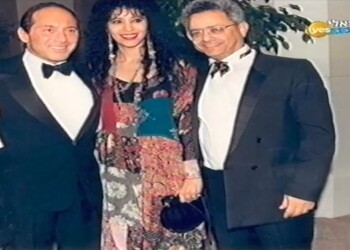 עפרה חזה עם פול אנקה ובצלאל אלוני