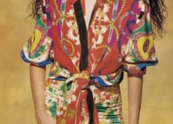 עפרה חזה מדגמנת לגוטקס