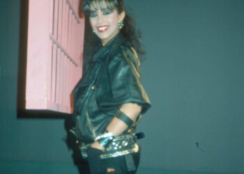 עפרה חזה בצילומי הקלטת "פנטזיה", 1986