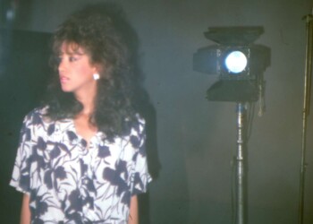 עפרה חזה בצילומי הקלטת "פנטזיה", 1986