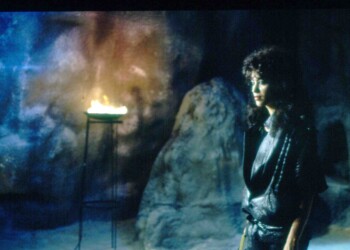 עפרה חזה בצילומי הקלטת "פנטזיה", 1986