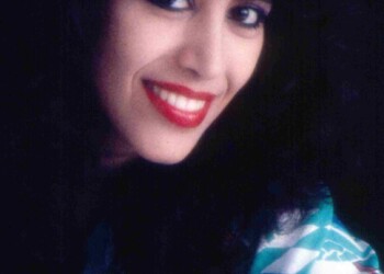 עפרה חזה, שירי מולדת ב', 1985