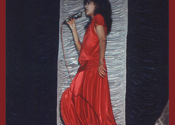 עפרה חזה על הבמה, 1986